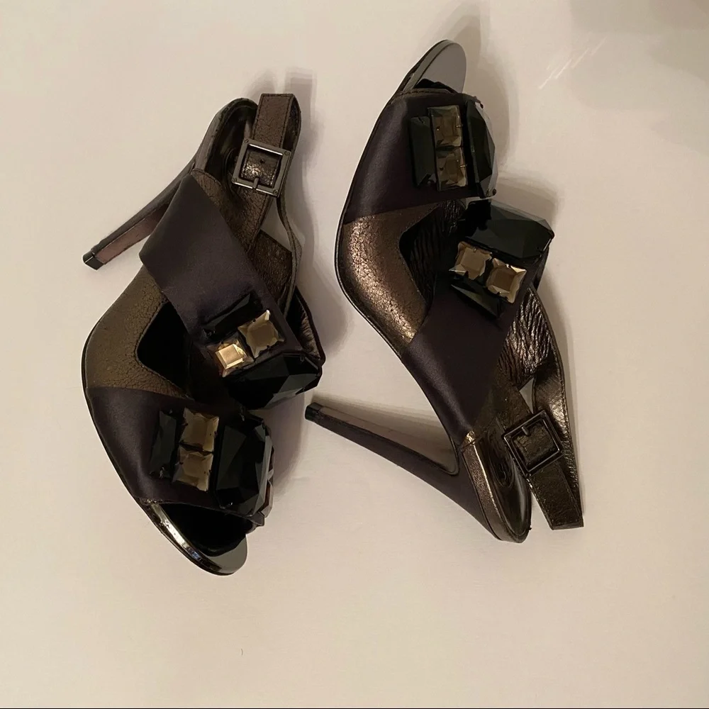 TORY BURCH SHOES HIGH HEELS SILVER LEATHER BLACK GEMS BUCKLE STRAP SIZE 6 M